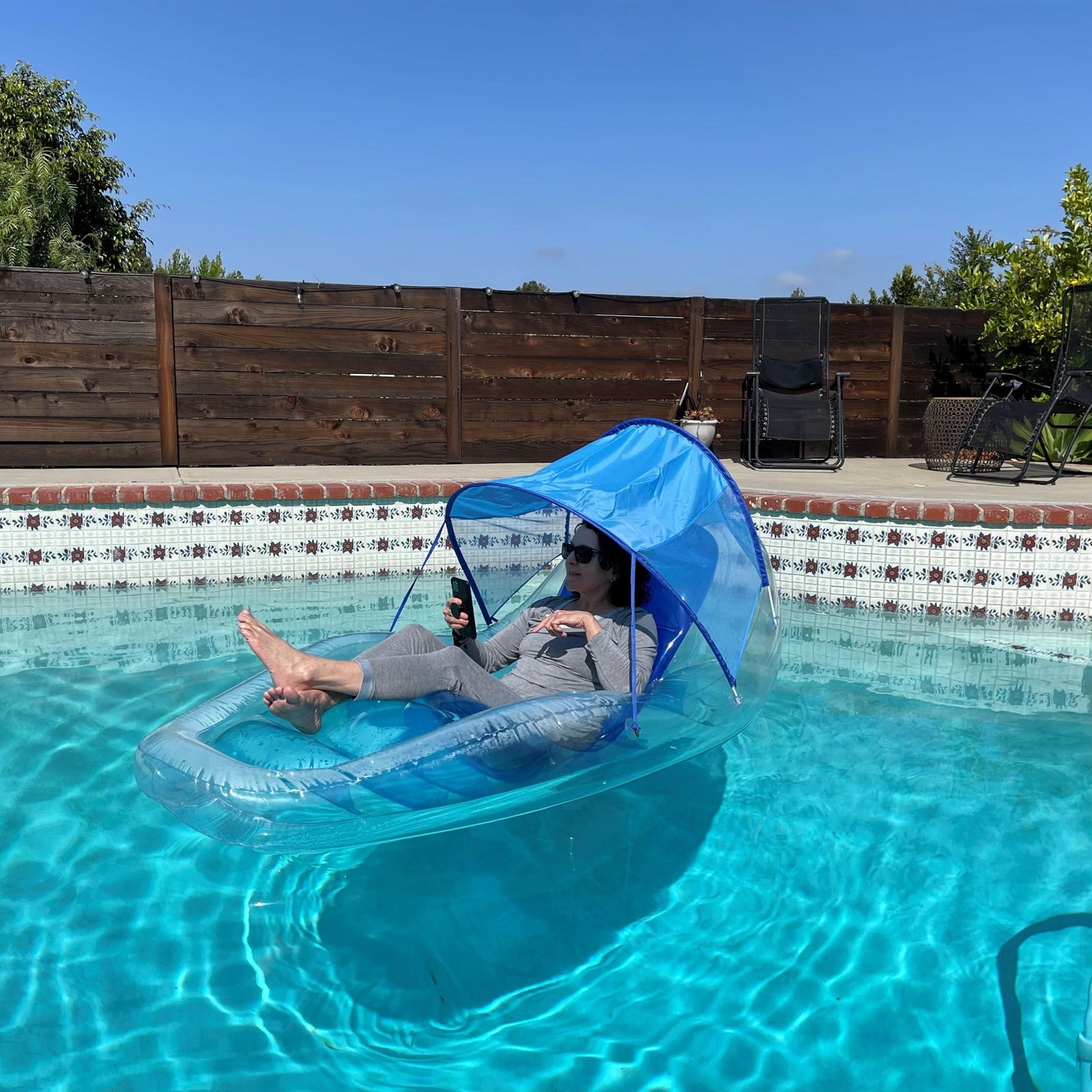 Dry Float Shadester Pool Float